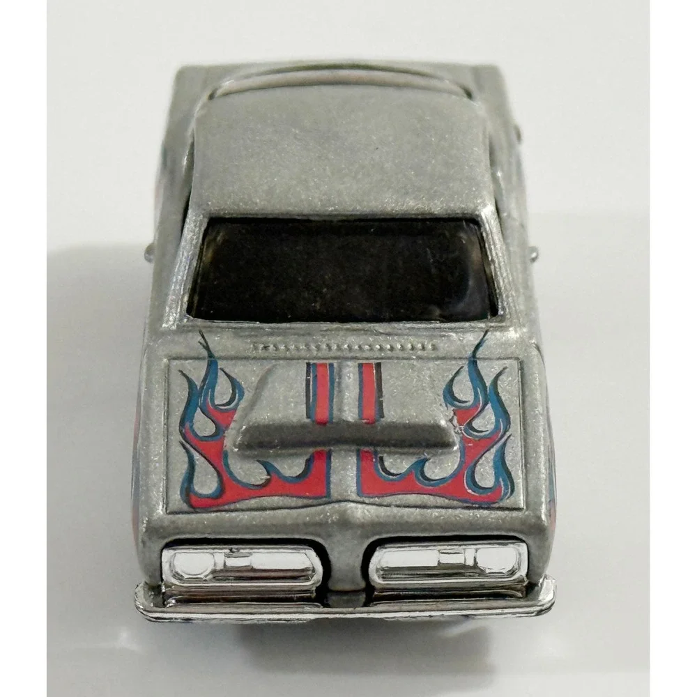 Hot Wheels Hemi Cuda Kids 1:64 Silver Red Blue Flames Muscle Car Diecast Toy
